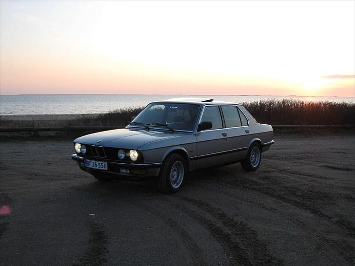 BMW 524d billede 1