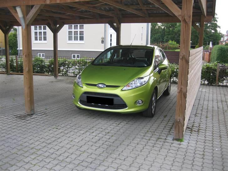 Ford Fiesta 1,6 TDCi Titanium  - Hvilken af disse 2 passer bedst i carporten ? Denne... billede 19