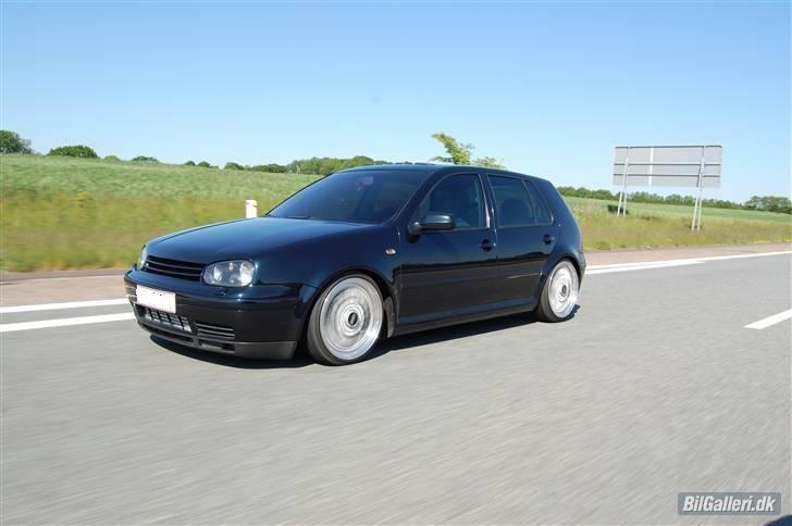 VW Golf IV PD TDI-130 billede 2