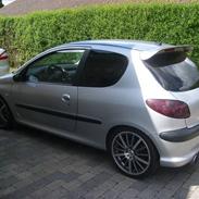 Peugeot 206 gti