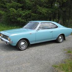 Opel Rekord 1900L Coupe