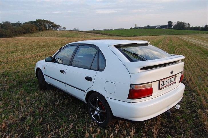 Toyota Corolla XLi billede 1