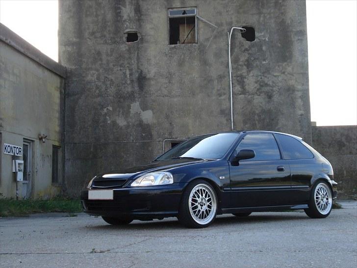 Honda Civic 1,5i Ls #BYTTET# - Honda Civic 1,5i LS Vtec billede 2