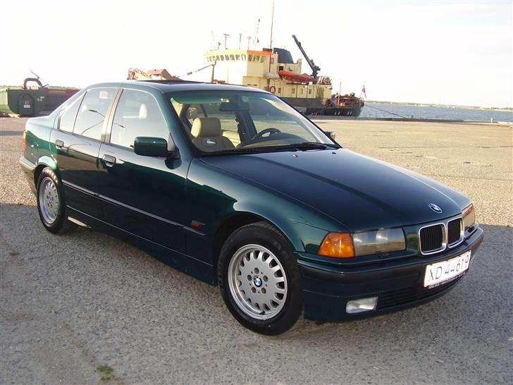 BMW E36 328i billede 1