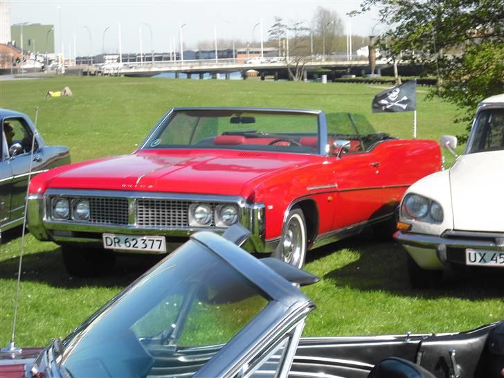 Buick Electra 225 Convertible - Justesens plæne i Randers   billede 1