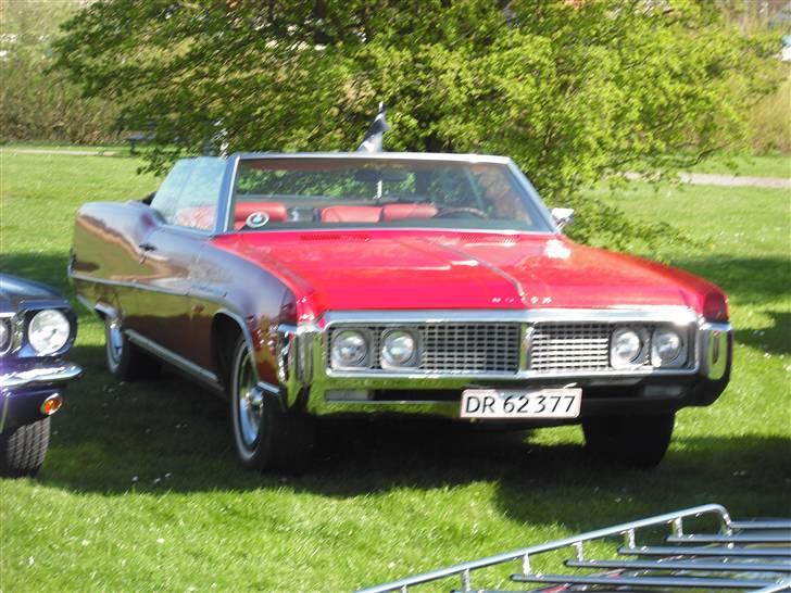 Buick Electra 225 Convertible - Justesens plæne i Randers   billede 8