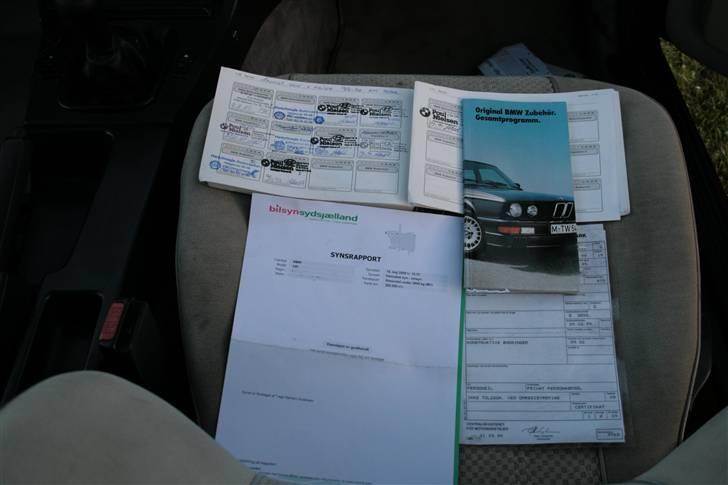 BMW 320I TURBO *SOLGT* - her er så synspapirene og servicebogen ;P billede 5