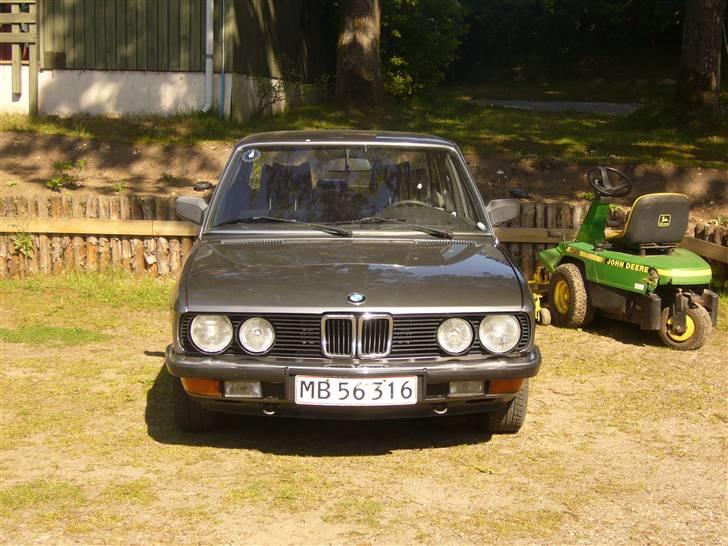 BMW E28 billede 2