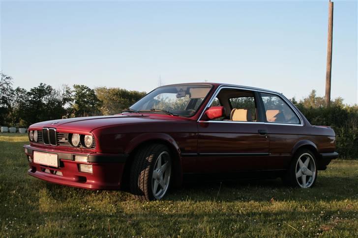 BMW 320I TURBO *SOLGT* billede 7