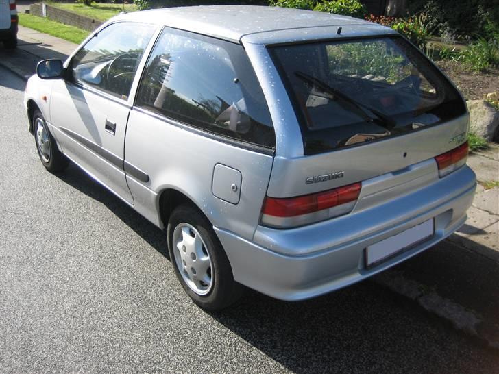 Suzuki Swift 1,3 GLS 3d billede 7