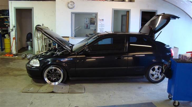 Honda Civic VTI "SOLGT" billede 19