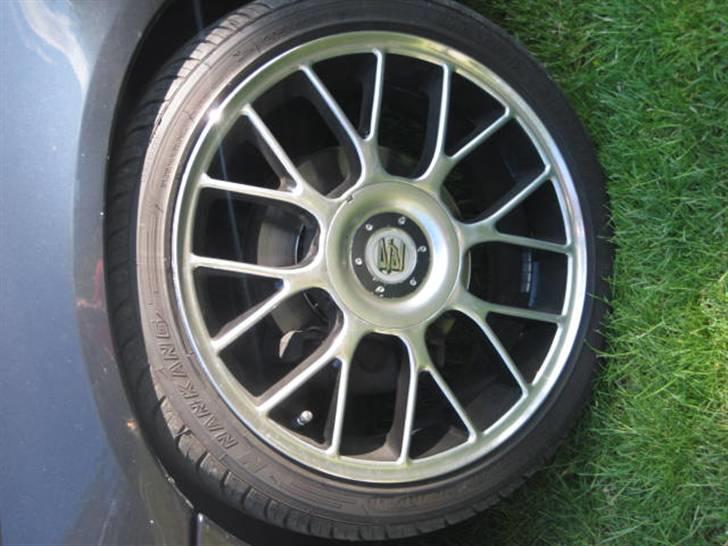 Opel Astra F GSI - Solgt - Special malet sorte indeni.. Der kan også ses den lille rust plet.. billede 10