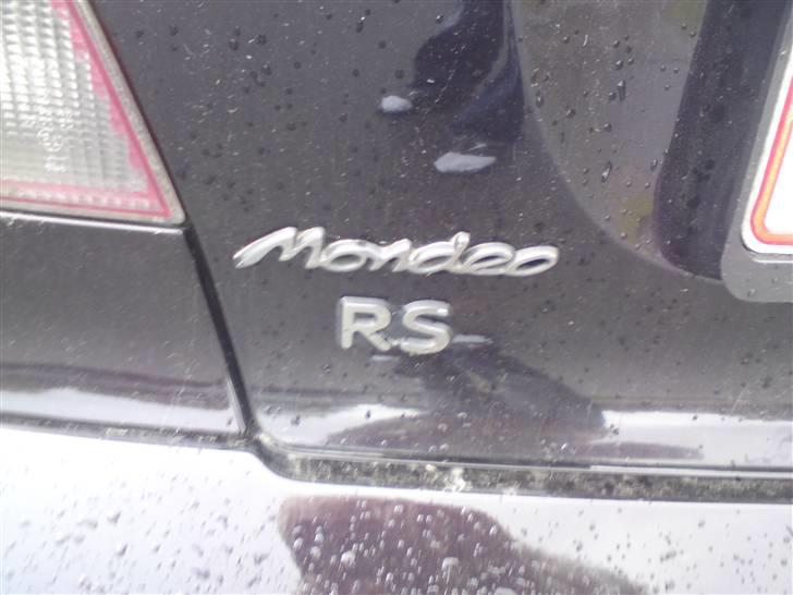 Ford mondeo (total skadet) billede 1