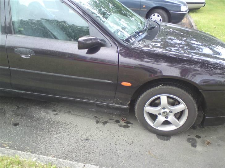 Ford mondeo (total skadet) billede 6