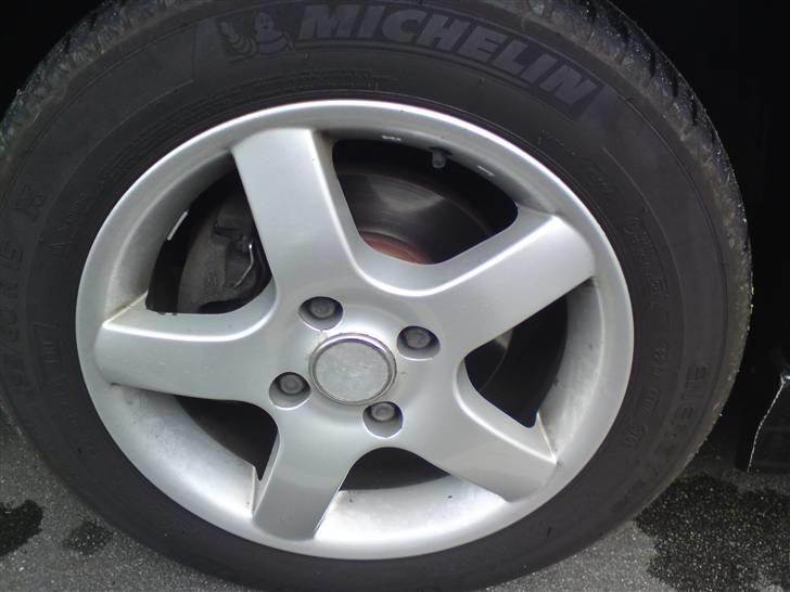 Ford mondeo (total skadet) billede 10