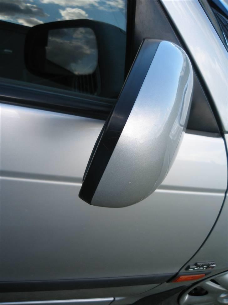 Toyota Avensis D4D billede 8