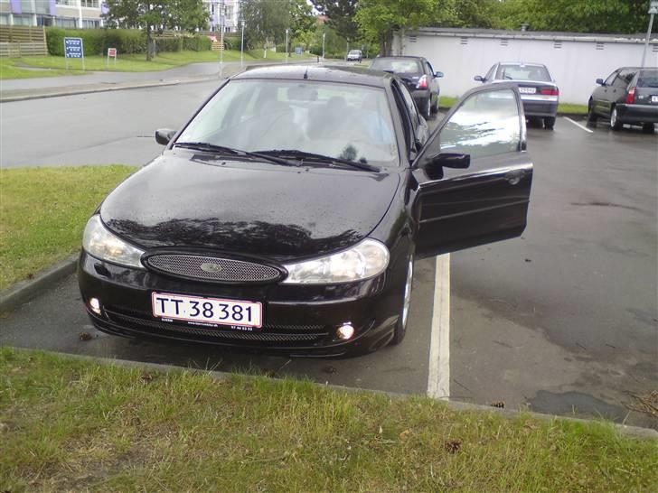 Ford mondeo (total skadet) billede 13