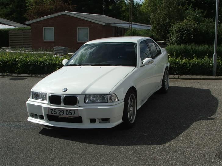 BMW E36 (solgt) billede 19