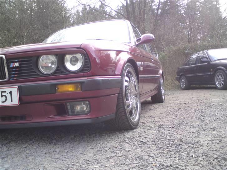 BMW 325i solgt billede 1