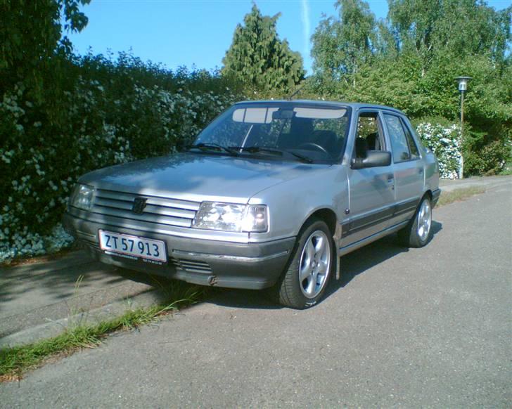 Peugeot 309 1,4 i glx billede 8