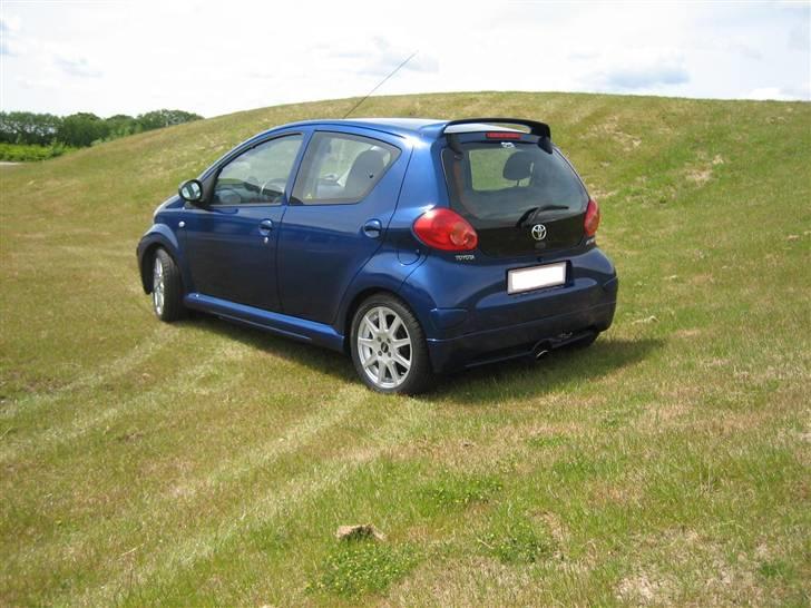 Toyota Aygo 1,0 Komfort Blue TTE *Solgt* billede 4