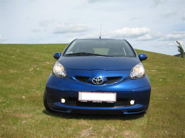Toyota Aygo 1,0 Komfort Blue TTE *Solgt* billede 5