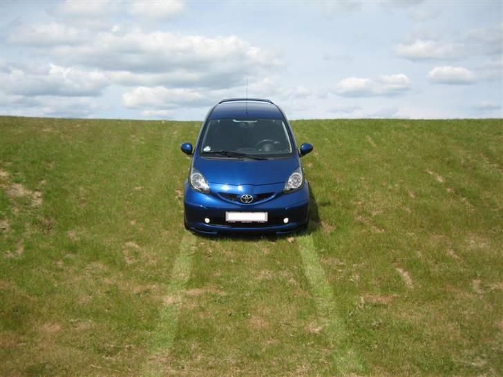 Toyota Aygo 1,0 Komfort Blue TTE *Solgt* billede 14