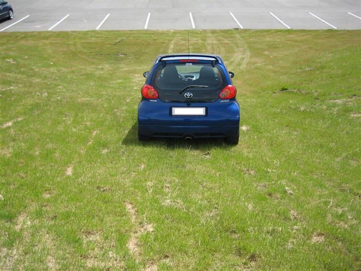 Toyota Aygo 1,0 Komfort Blue TTE *Solgt* billede 18