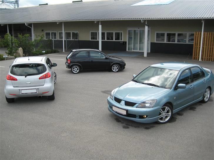 Mitsubishi Colt CZT 1,5 T. *SOLGT* - med venner til fotoshoot billede 15