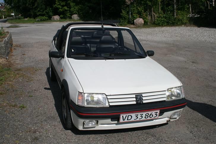 Peugeot 205 CTI. Solgt billede 2