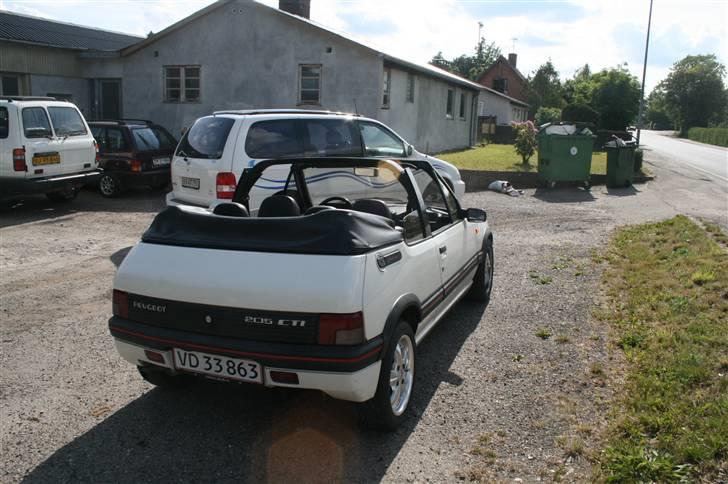 Peugeot 205 CTI. Solgt billede 4