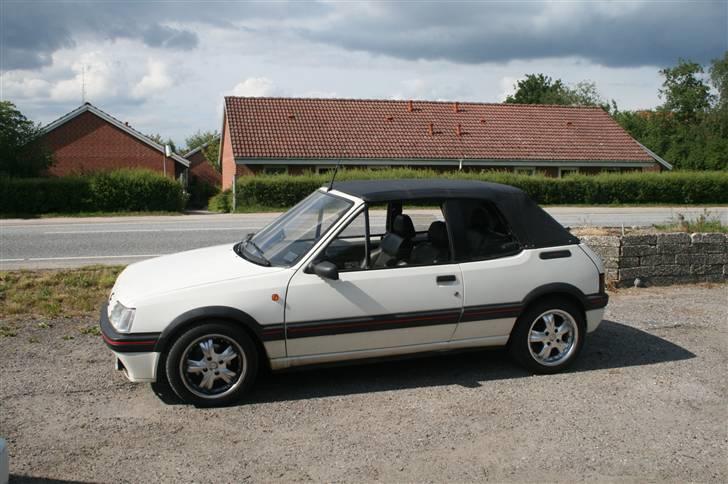 Peugeot 205 CTI. Solgt billede 10