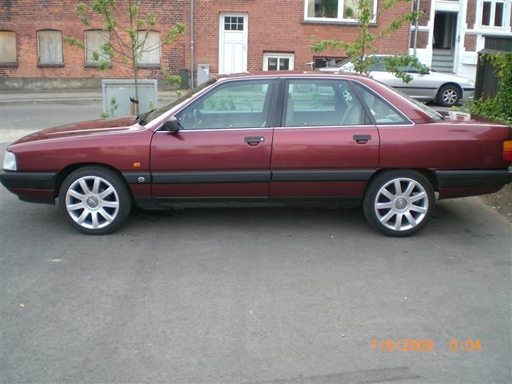 Audi 100 2,3 SOLGT billede 2