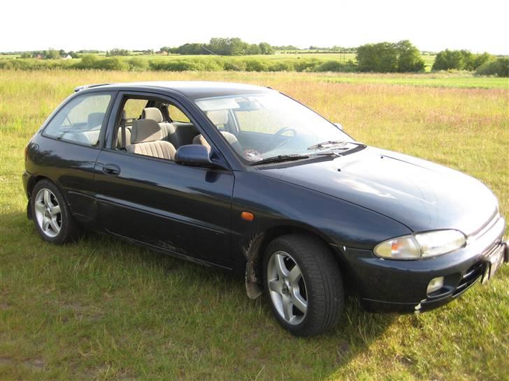 Mitsubishi Colt 1.3 GLXi  (SOLGT) billede 3