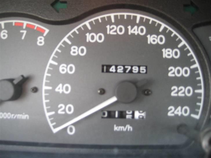 Mitsubishi Colt 1.3 GLXi  (SOLGT) billede 10