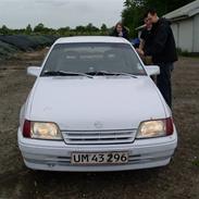 Opel Kadett E 1,4i solgt