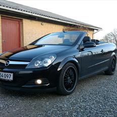 Opel Astra H twintop