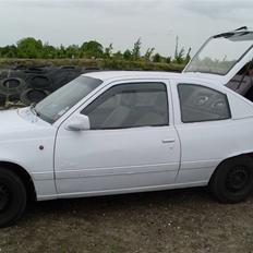 Opel Kadett E 1,4i solgt