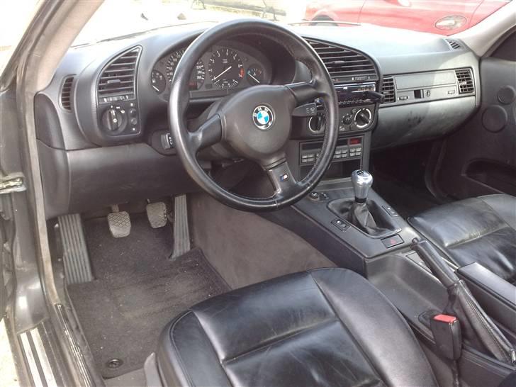 BMW 325i coupe e36 solgt billede 13