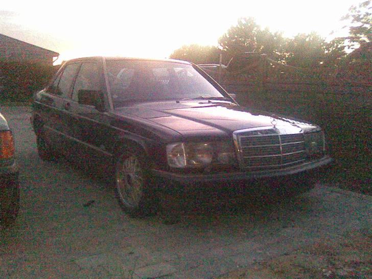 Mercedes Benz 190E 3,0 til DRIFT - så er bilen så småt ved og være klar billede 15