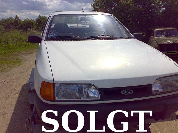 Ford Sierra P100 1,8TD.(SOLGT) - Ford P100 1990 billede 1