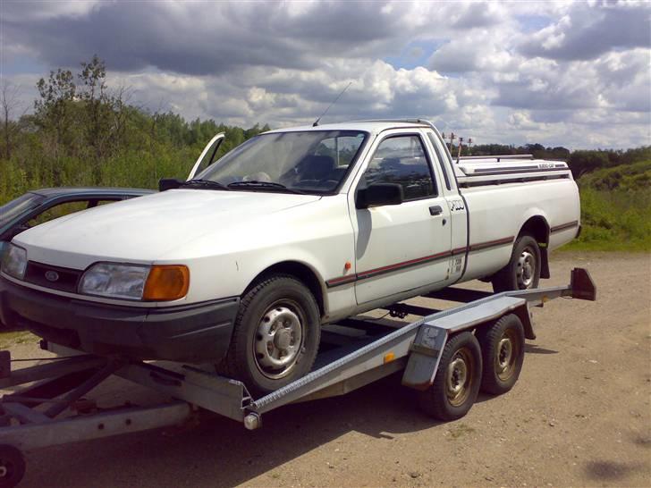 Ford Sierra P100 1,8TD.(SOLGT) - Så landede den billede 2