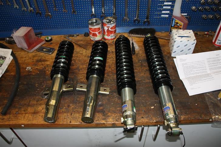 Ford Escort RS2000 - SKROTTET billede 18