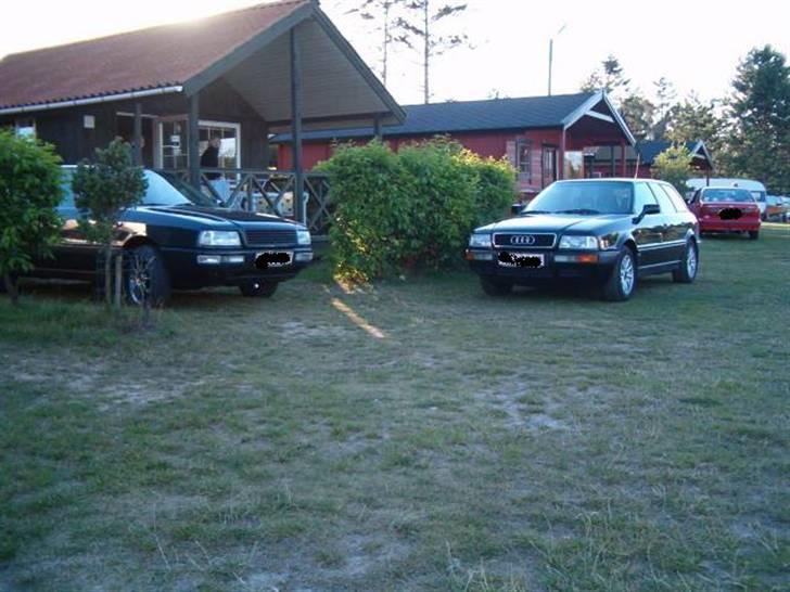 Audi 80 Avant quattro - dagen hvor jeg hentede bilen på fyn, står sammen med min gamle B3 A80 billede 15