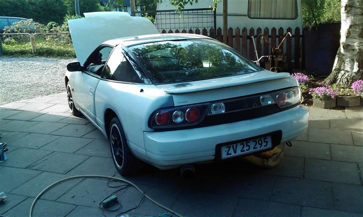 Nissan 200SX S13 Projektbil - Efter udspartling af visker og sprinkler dyse billede 12