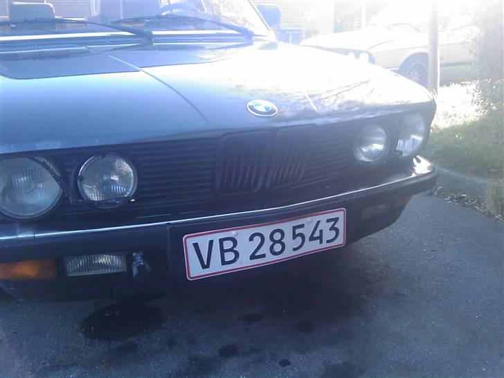 BMW E28 528i billede 6