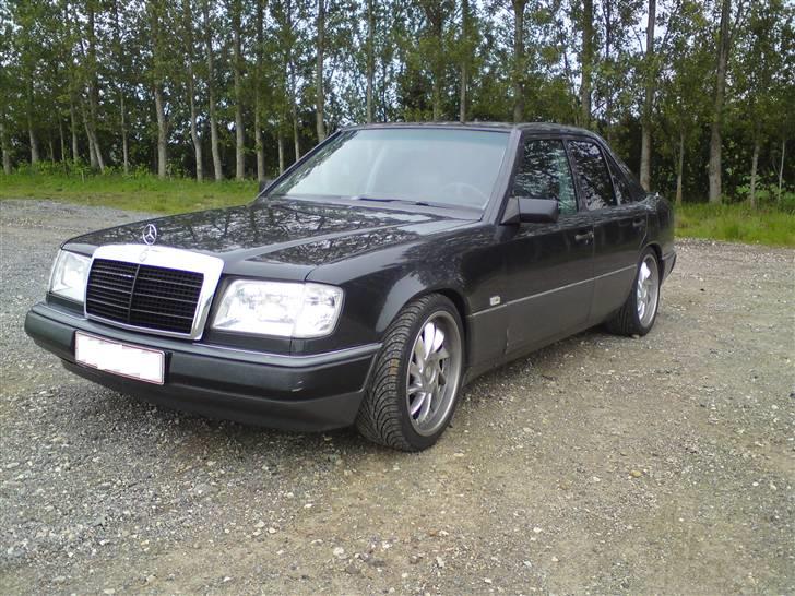 Mercedes Benz 124 230E billede 3