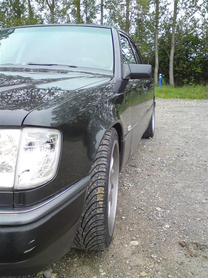 Mercedes Benz 124 230E billede 9