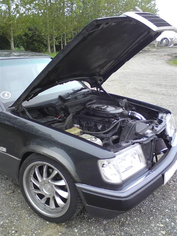 Mercedes Benz 124 230E billede 11