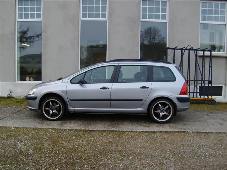 Peugeot 307 HDI Stc. SOLGT... billede 2